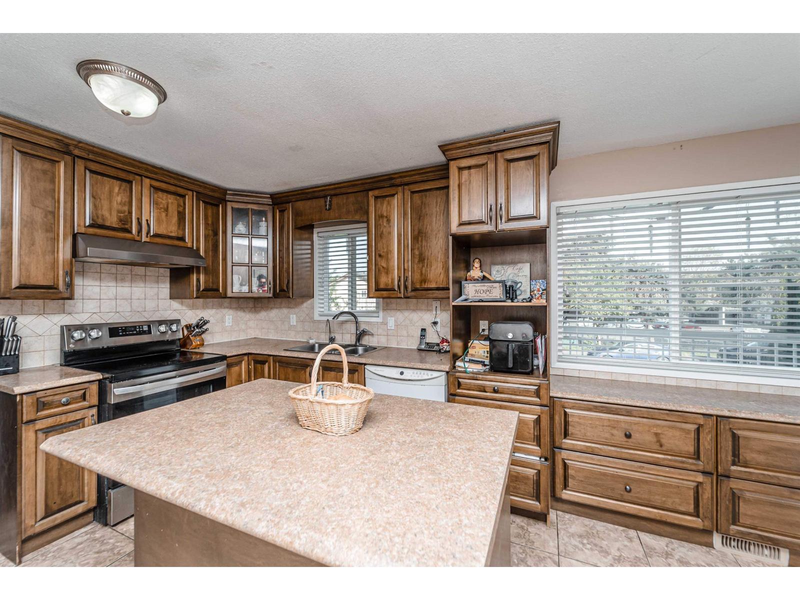 3095 Royal Street, Abbotsford, British Columbia  V2T 2J1 - Photo 7 - R3114218