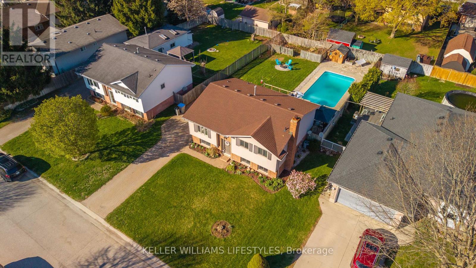 7 Pearson Avenue, Strathroy-Caradoc, Ontario  N7G 3X8 - Photo 3 - X13031584