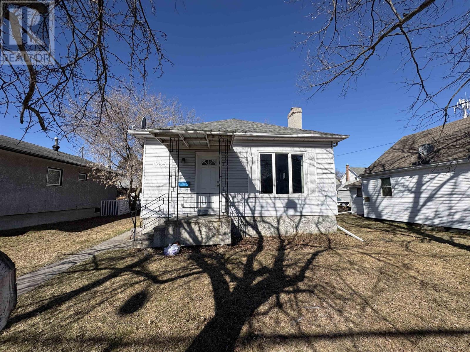 605 Crowe AVE, Fort Frances, Ontario