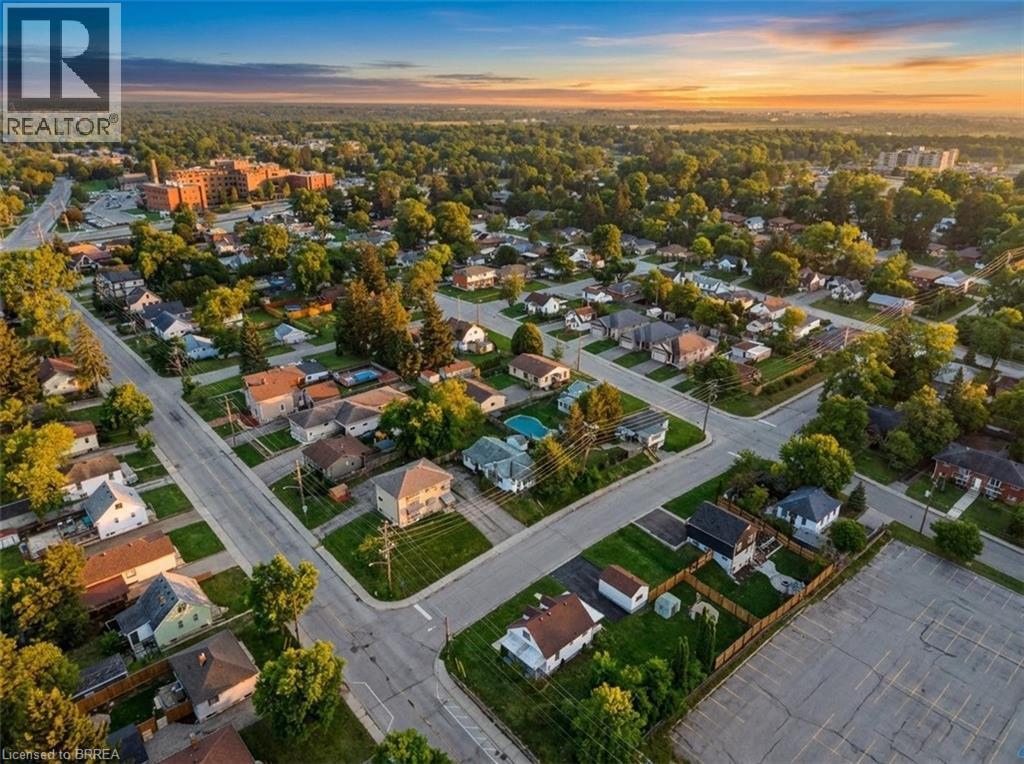 71 Fourth Avenue, Brantford, Ontario  N3S 6P6 - Photo 17 - 40819365
