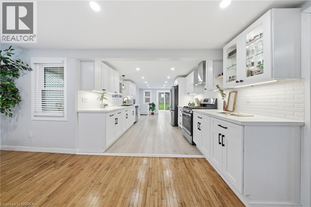 71 Fourth Avenue, Brantford, Ontario  N3S 6P6 - Photo 6 - 40819365