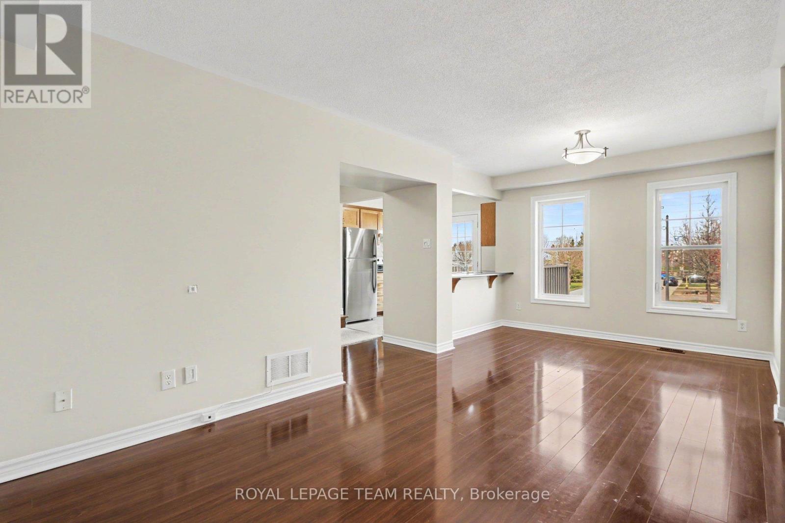 2100 Madrid Avenue, Ottawa, Ontario  K2J 0K4 - Photo 10 - X13031282