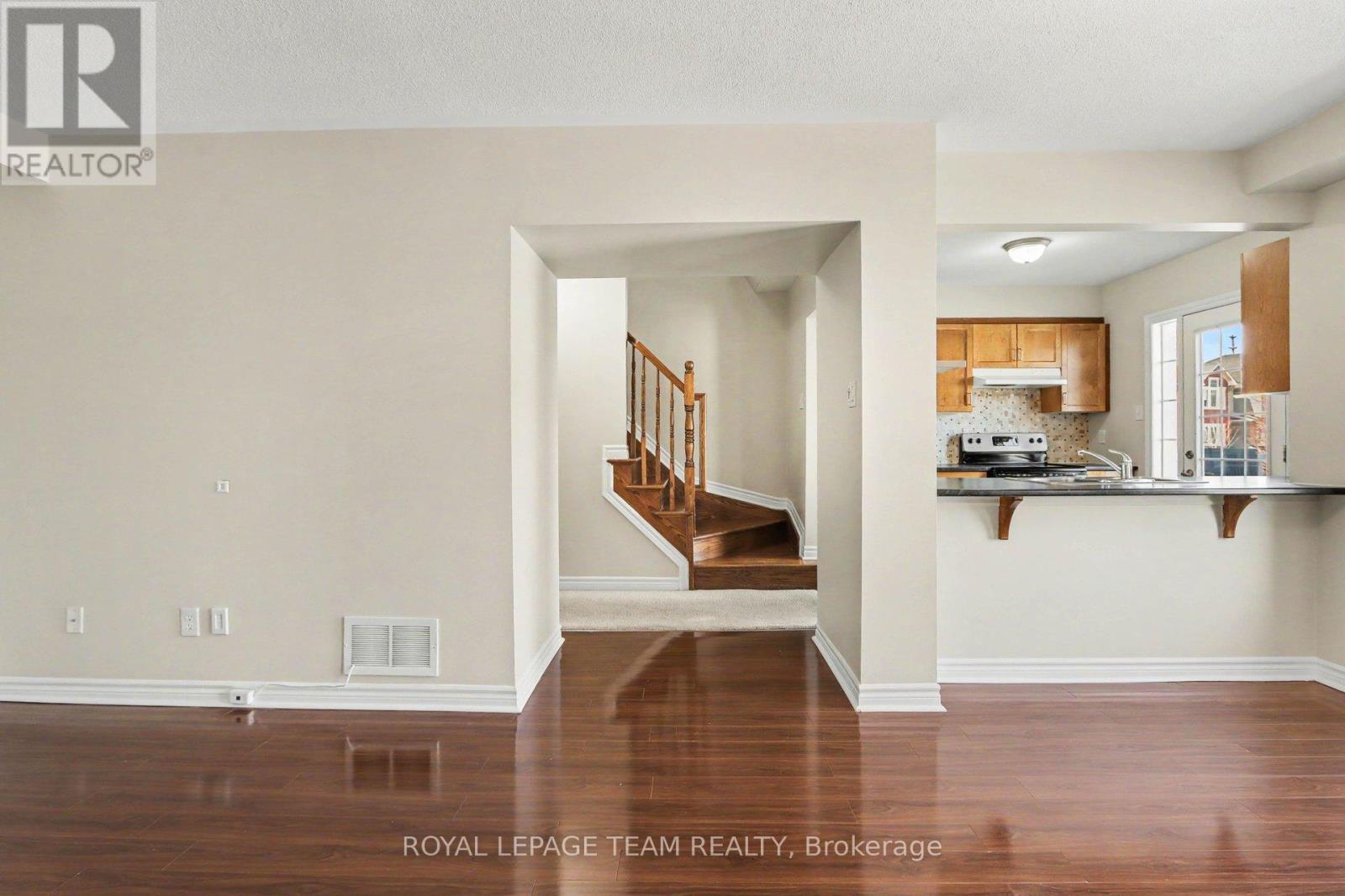 2100 Madrid Avenue, Ottawa, Ontario  K2J 0K4 - Photo 12 - X13031282