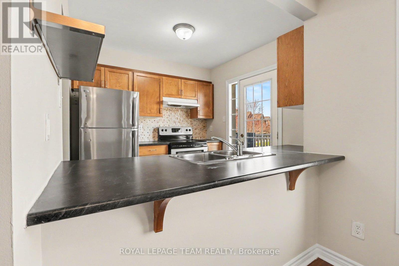 2100 Madrid Avenue, Ottawa, Ontario  K2J 0K4 - Photo 13 - X13031282