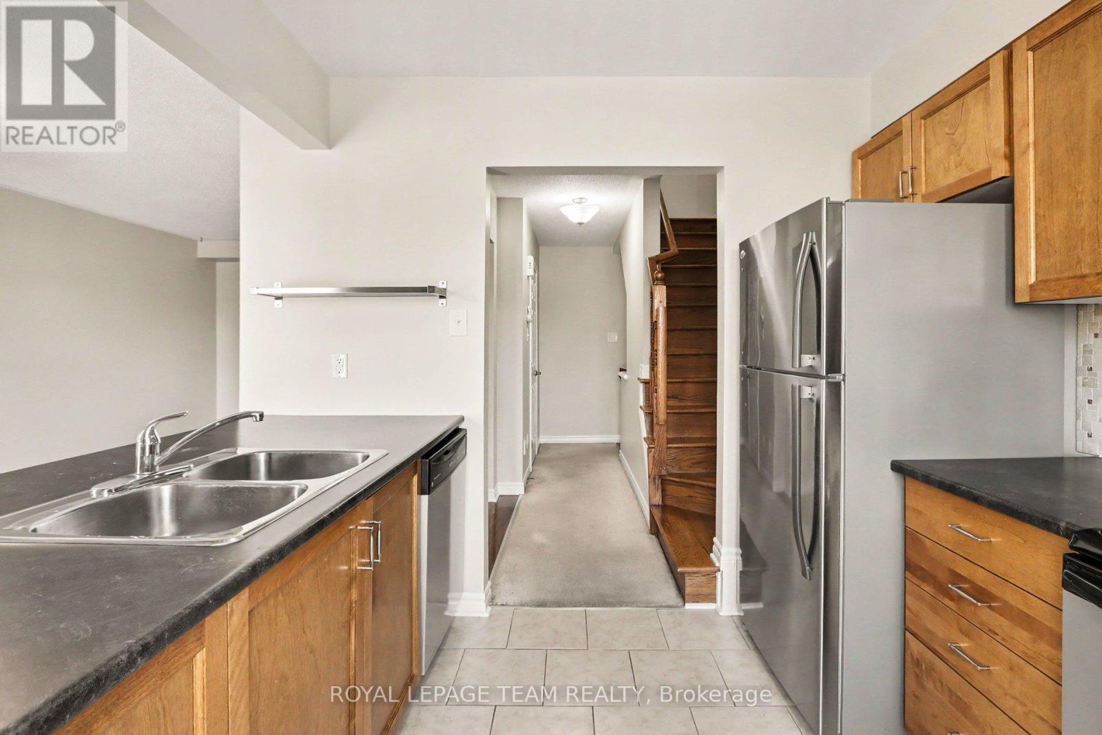 2100 Madrid Avenue, Ottawa, Ontario  K2J 0K4 - Photo 15 - X13031282