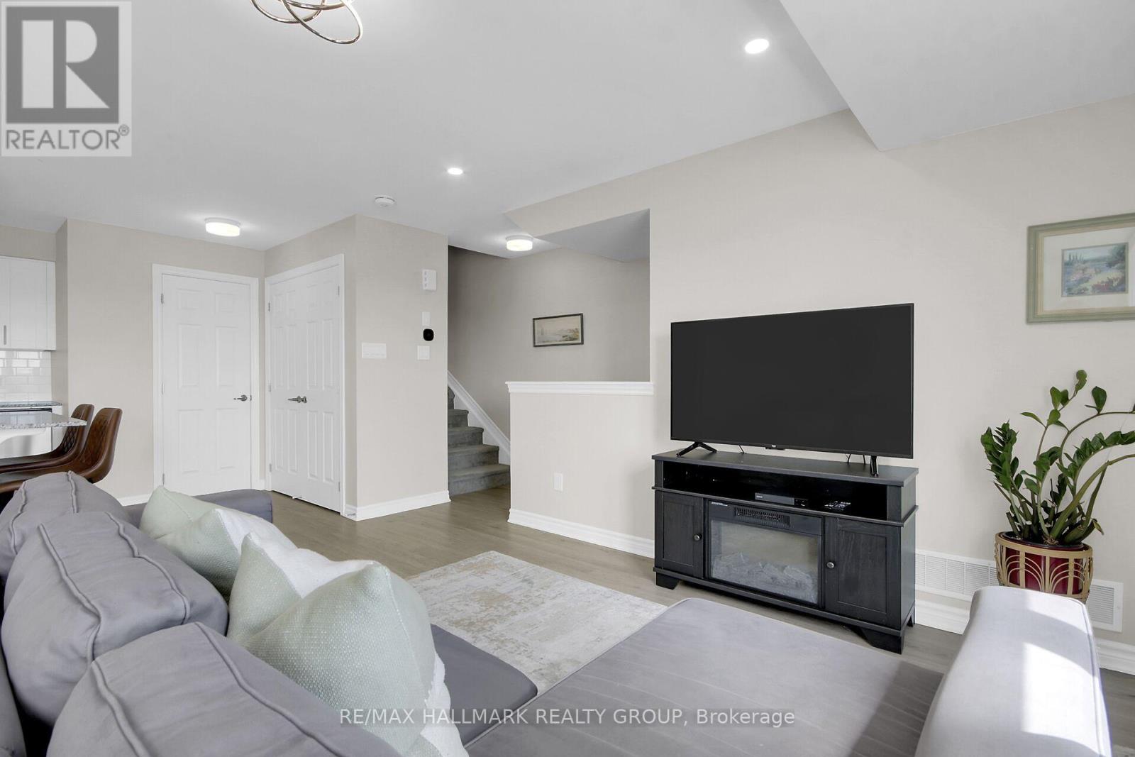 220 Pilot Private, Ottawa, Ontario  K2V 0S4 - Photo 8 - X13031366