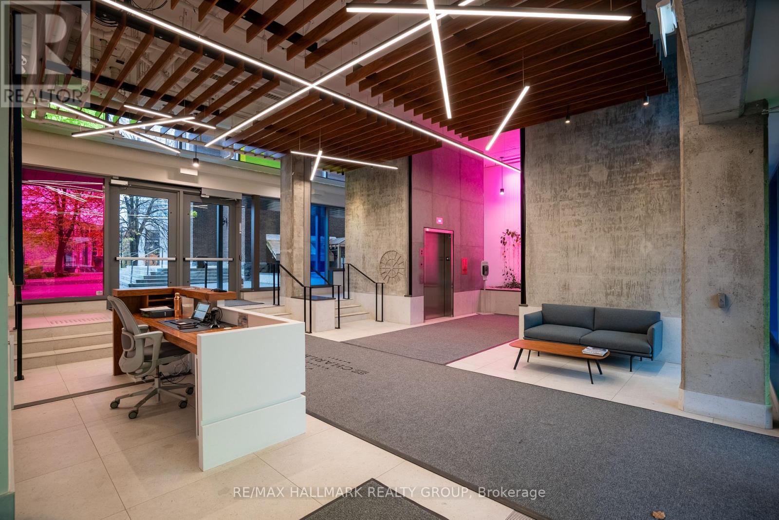 607 - 135 Barrette Street, Ottawa, Ontario  K1L 7Z9 - Photo 3 - X13031396