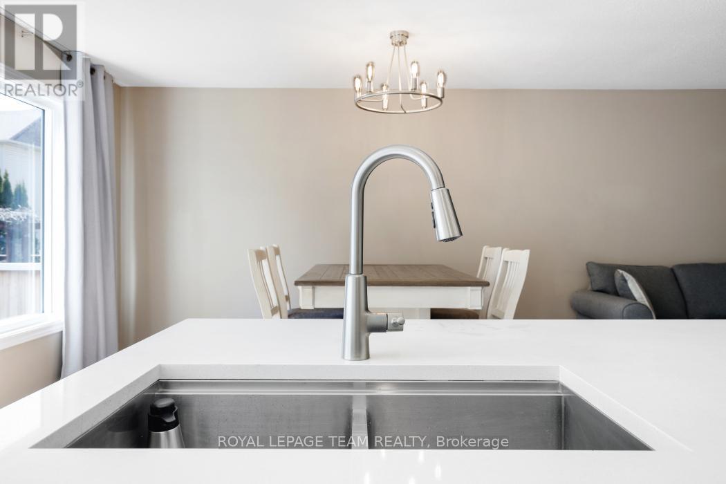 576 Chardonnay Drive, Ottawa, Ontario  K4A 4J9 - Photo 19 - X13031422