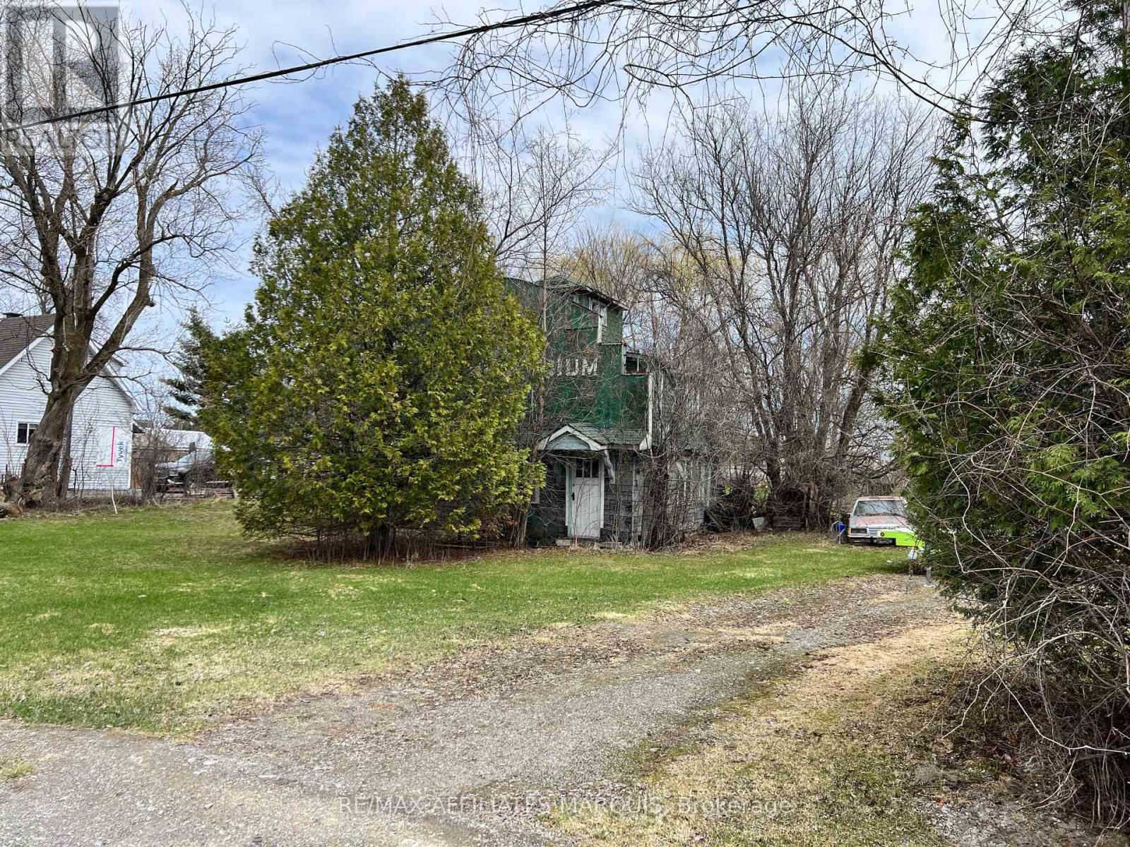 75 Union Street, Montague, Ontario  K7A 4S4 - Photo 2 - X13031492