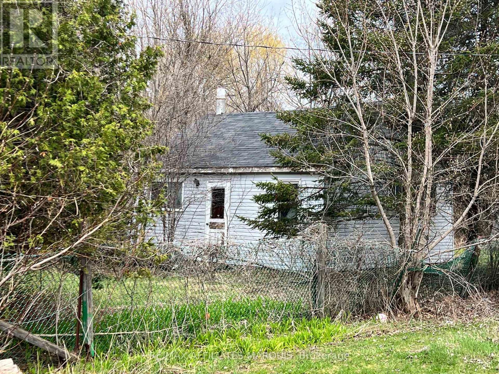 75 Union Street, Montague, Ontario  K7A 4S4 - Photo 3 - X13031492