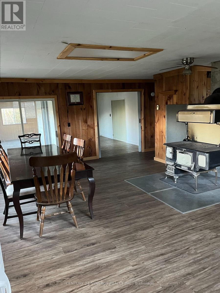 1018 Folger Road, Frontenac (Frontenac North), Ontario  K0H 2J0 - Photo 27 - X13031514