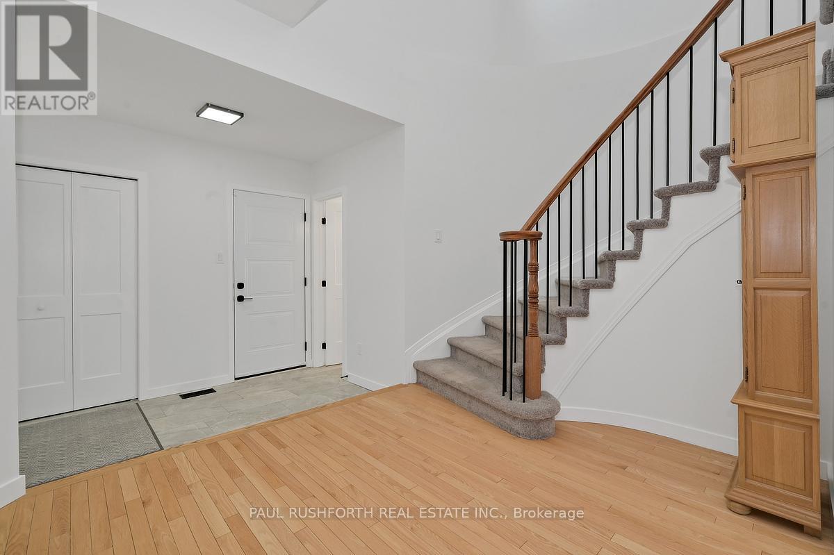 338 Kinghorn Crescent, Ottawa, Ontario  K2K 3R5 - Photo 4 - X13031566