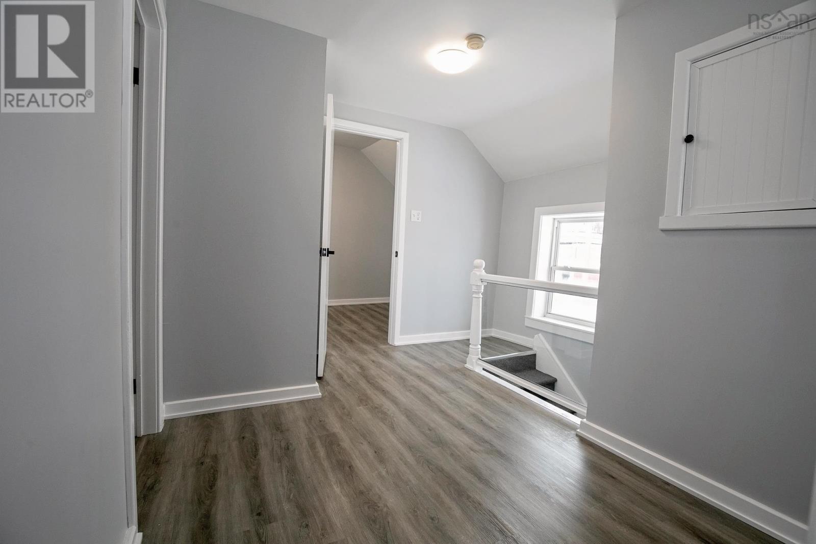 32 Douglas Avenue, Amherst, Nova Scotia  B4H 3E6 - Photo 30 - 202600554