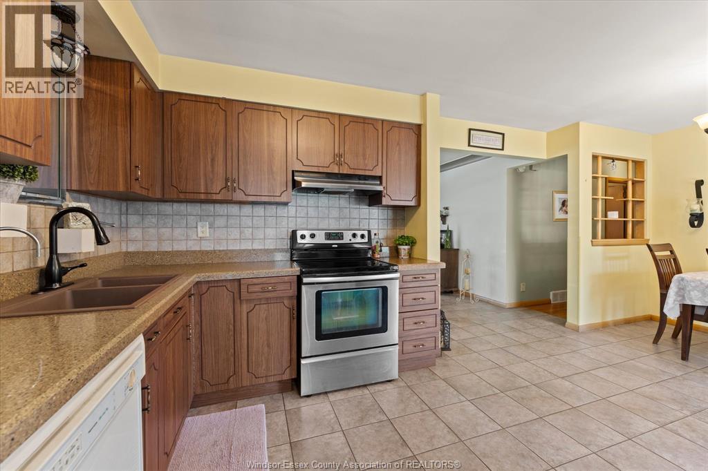 2840 Avondale Avenue, Windsor, Ontario  N9E 1X2 - Photo 15 - 26008932