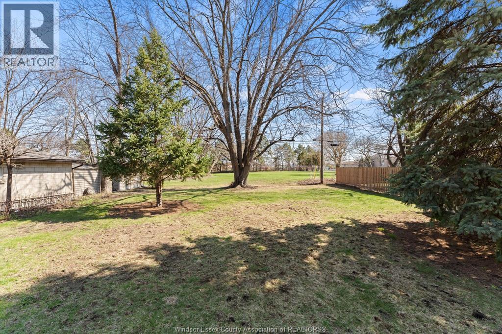 2840 Avondale Avenue, Windsor, Ontario  N9E 1X2 - Photo 39 - 26008932