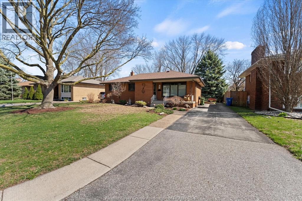 2840 Avondale Avenue, Windsor, Ontario  N9E 1X2 - Photo 4 - 26008932