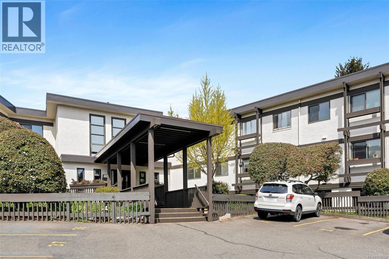 109 1975 Lee Ave, Victoria, British Columbia  V8R 4W9 - Photo 30 - 1032155