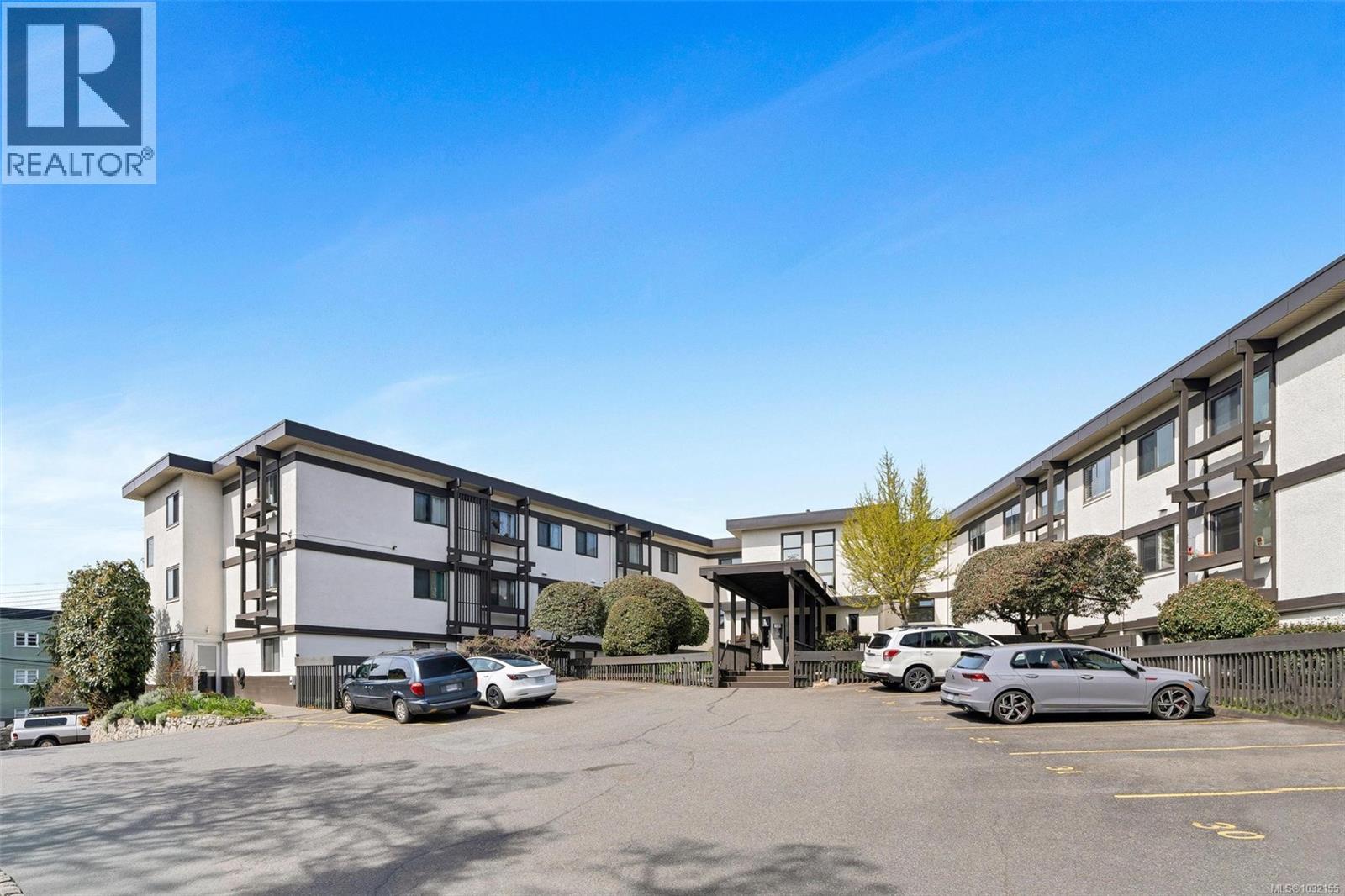 109 1975 Lee Ave, Victoria, British Columbia  V8R 4W9 - Photo 31 - 1032155