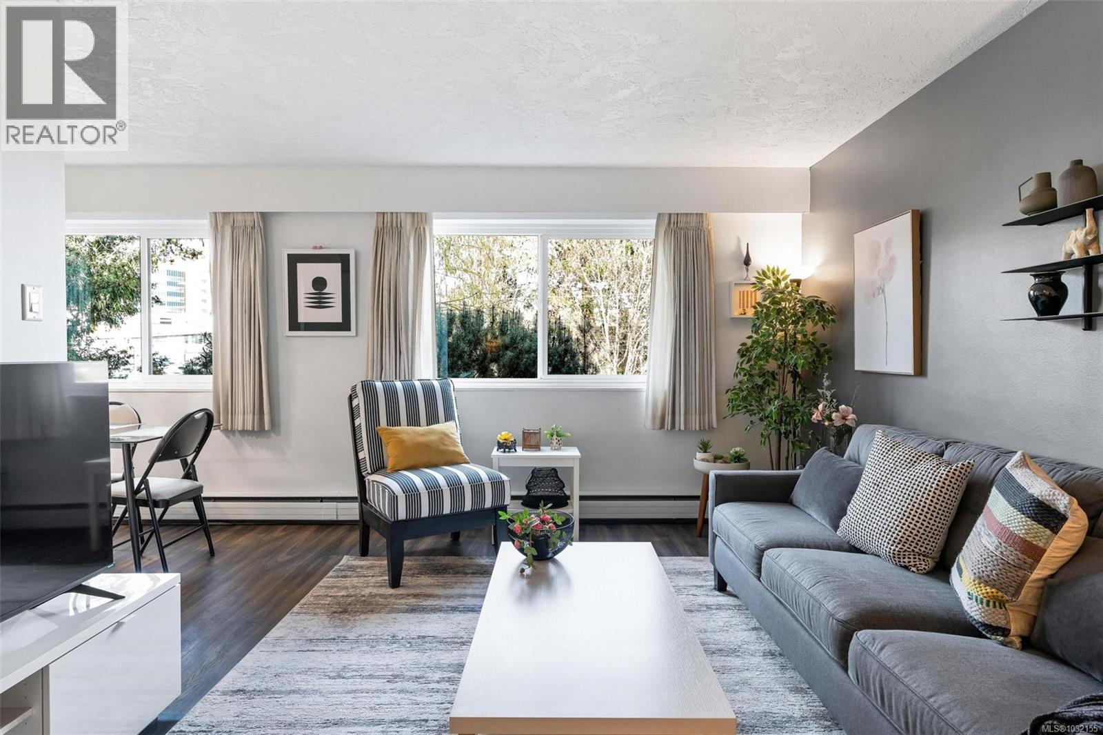 109 1975 Lee Ave, Victoria, British Columbia  V8R 4W9 - Photo 7 - 1032155