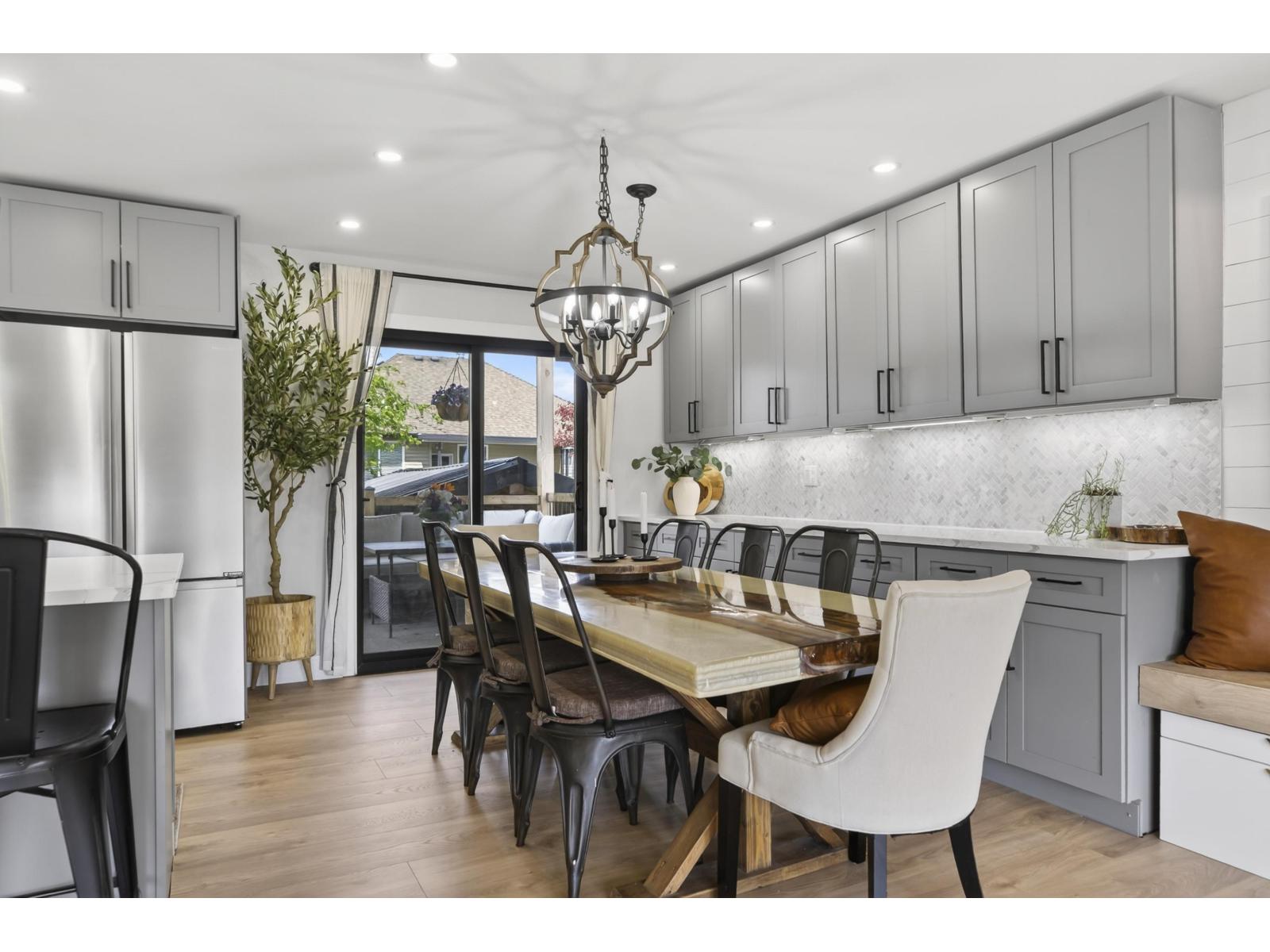 27015 34a Avenue, Langley, British Columbia  V4W 3H3 - Photo 9 - R3114165