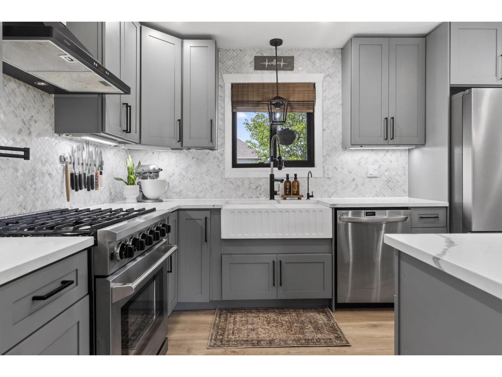 27015 34a Avenue, Langley, British Columbia  V4W 3H3 - Photo 16 - R3114165