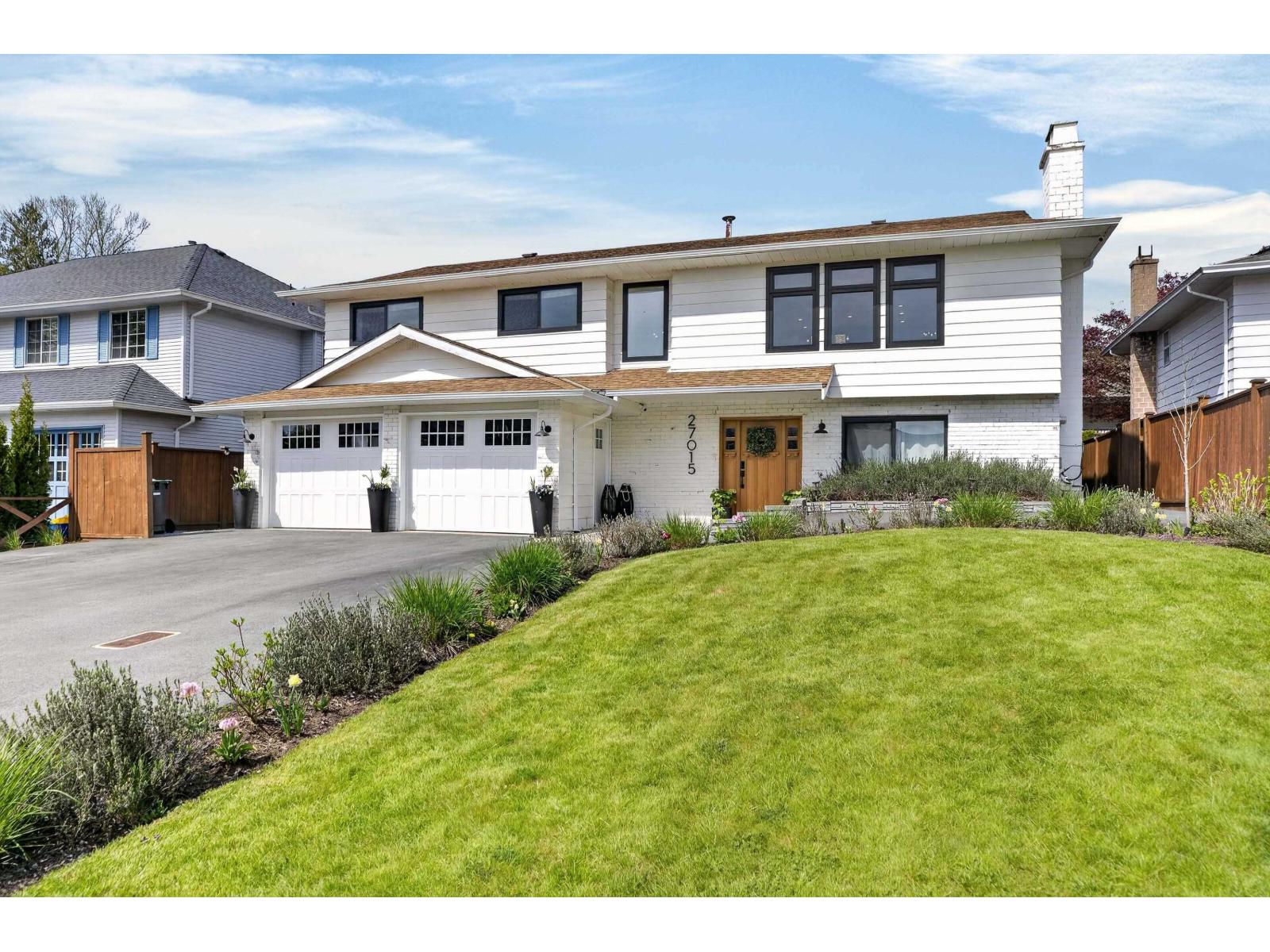 27015 34a Avenue, Langley, British Columbia  V4W 3H3 - Photo 1 - R3114165