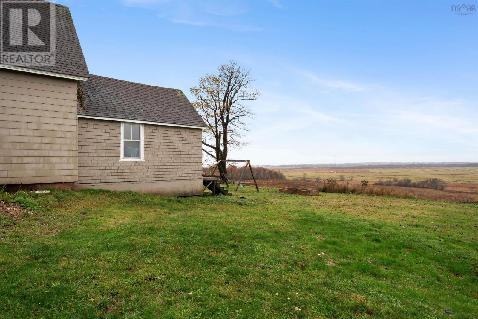 230 Victoria Street E, Amherst, Nova Scotia  B4H 1Y9 - Photo 5 - 202528069