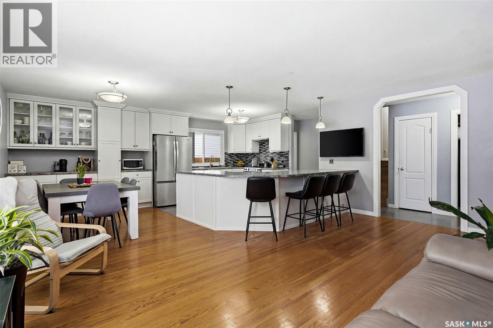 108 Matheson Crescent, Regina, Saskatchewan  S4R 5C4 - Photo 8 - SK032581