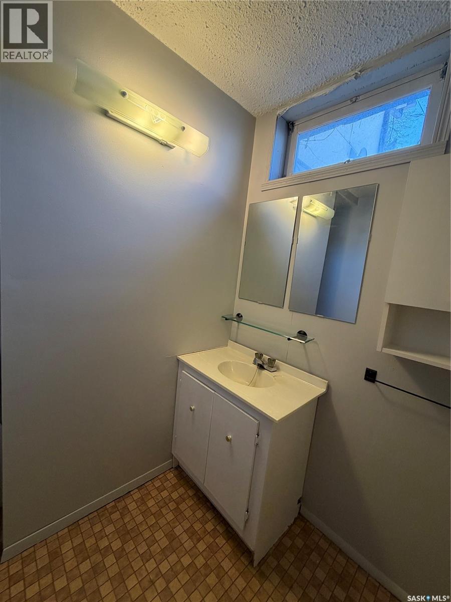 715 Donald Street, Hudson Bay, Saskatchewan  S0E 0Y0 - Photo 25 - SK033590