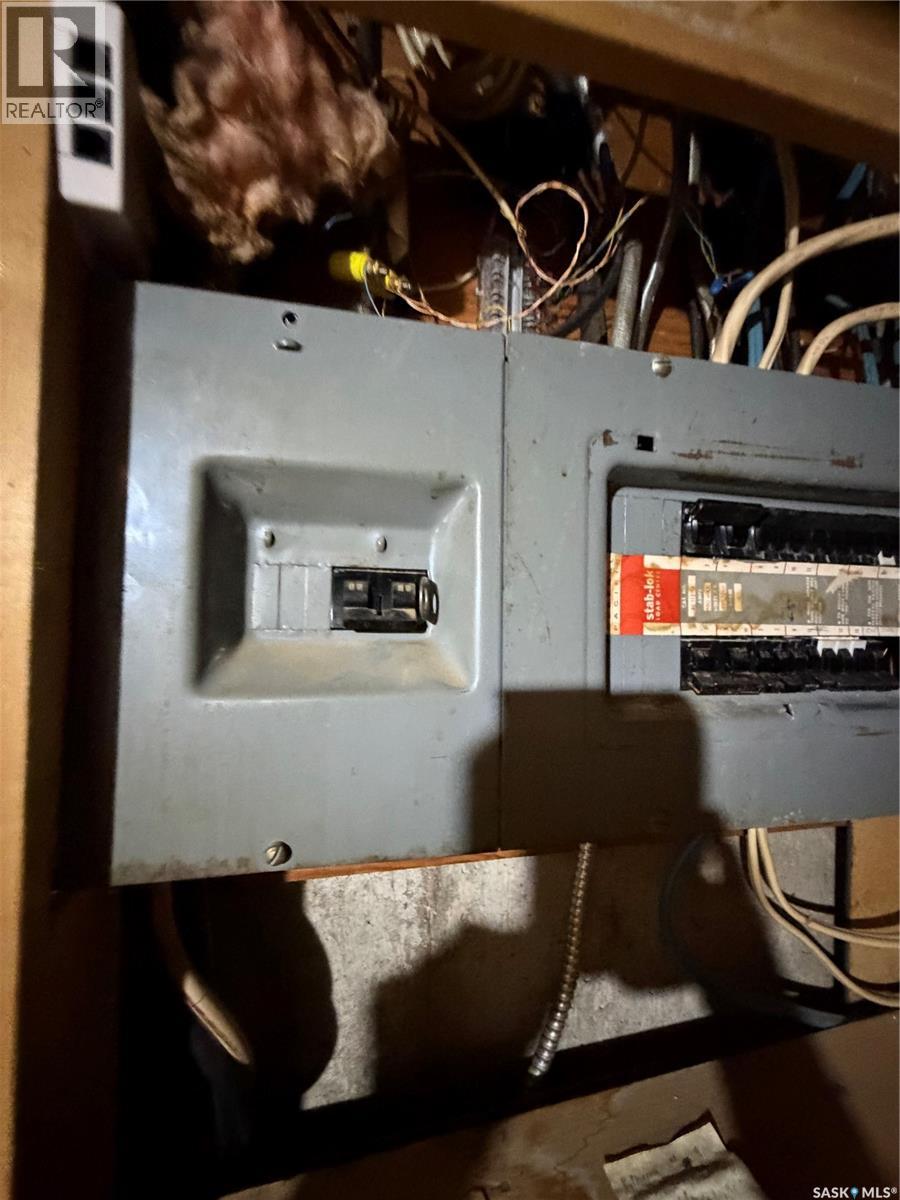 715 Donald Street, Hudson Bay, Saskatchewan  S0E 0Y0 - Photo 32 - SK033590