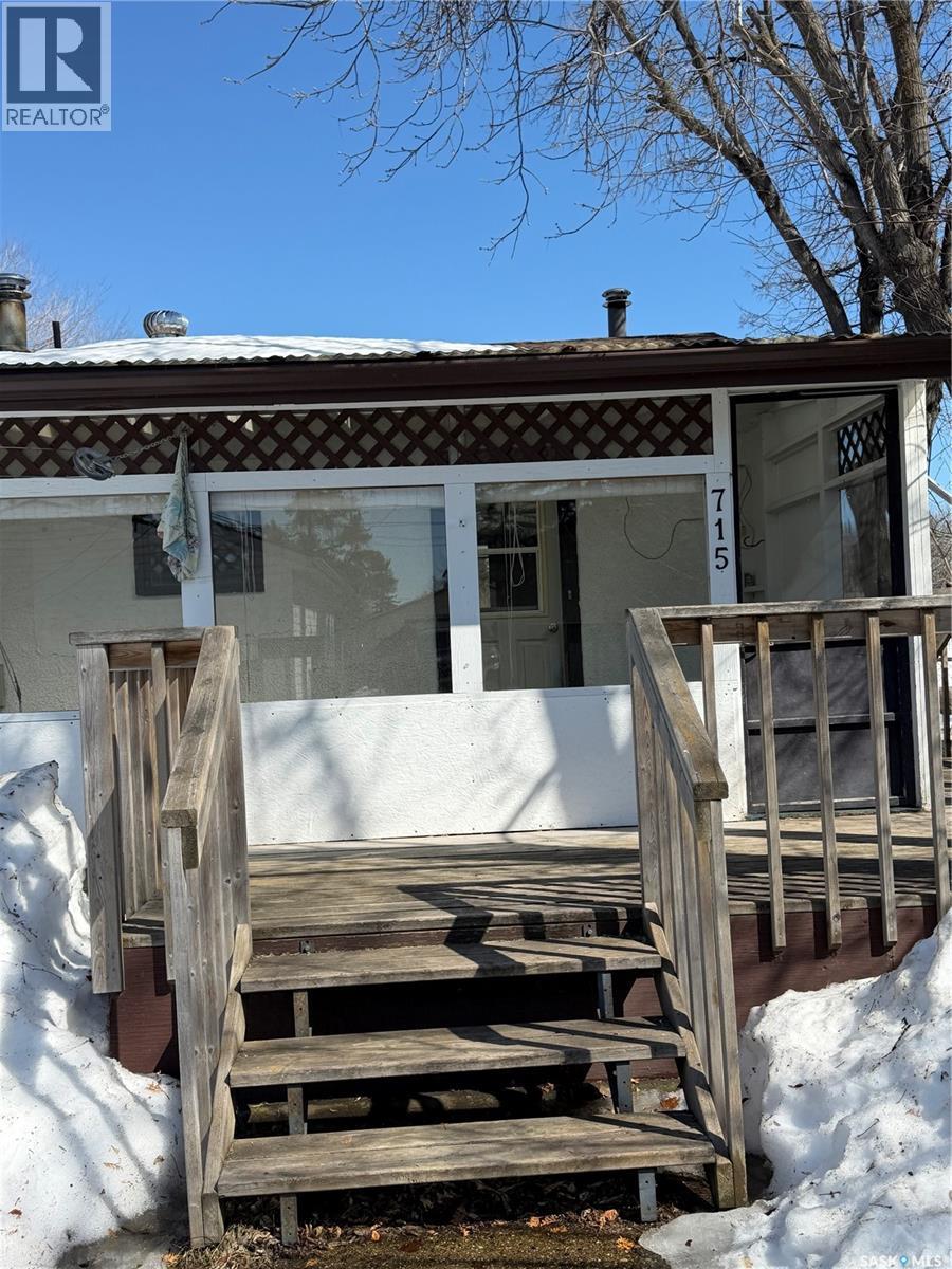 715 Donald Street, Hudson Bay, Saskatchewan  S0E 0Y0 - Photo 39 - SK033590