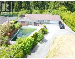 960 PYRFORD ROAD, West Vancouver, British Columbia