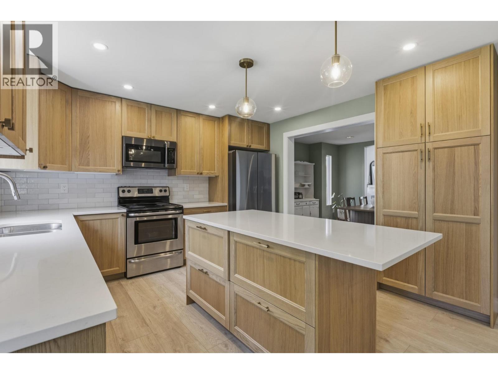 23623 Tamarack Lane, Maple Ridge, British Columbia  V2W 1B3 - Photo 11 - R3114592