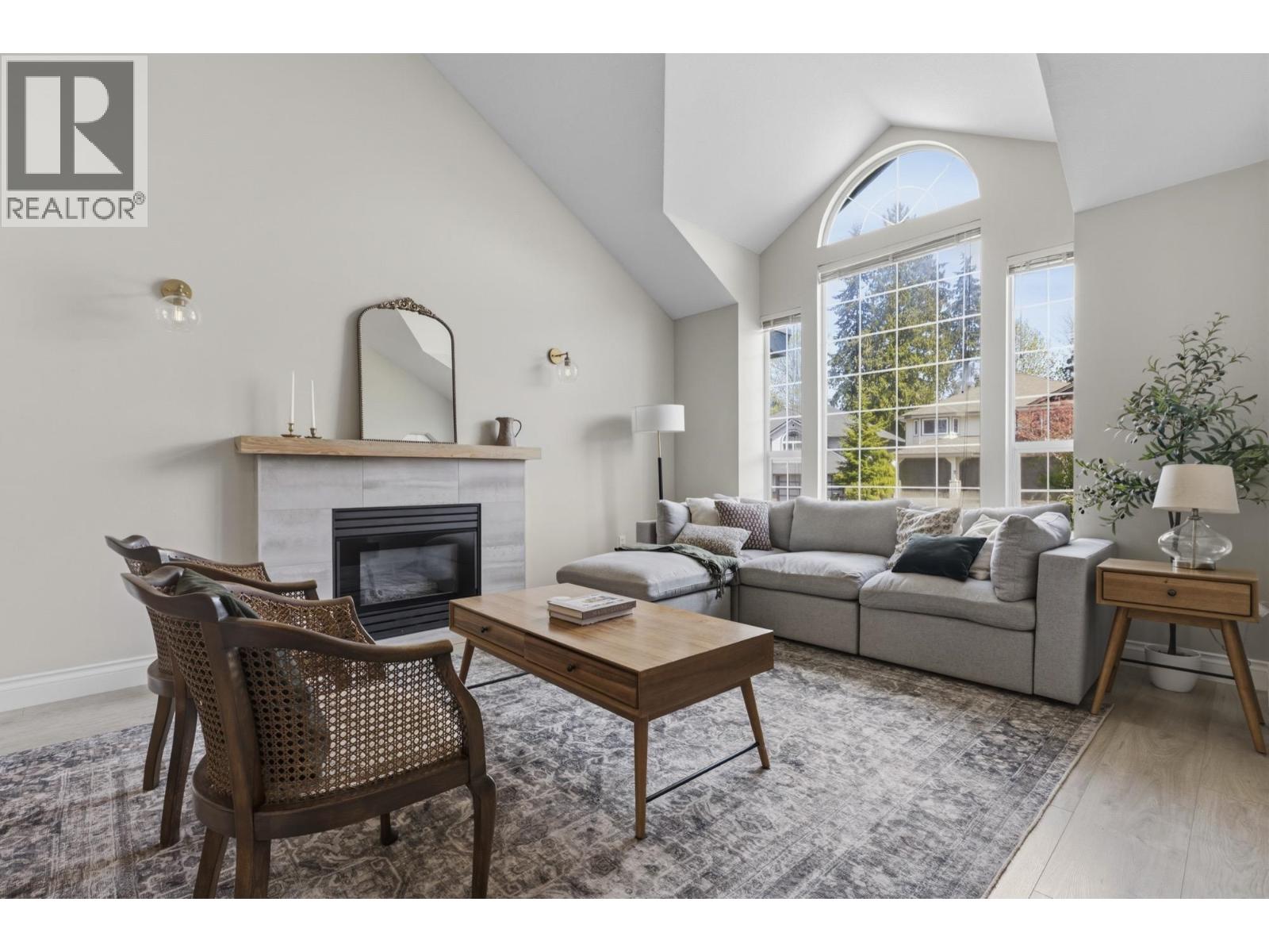 23623 Tamarack Lane, Maple Ridge, British Columbia  V2W 1B3 - Photo 5 - R3114592