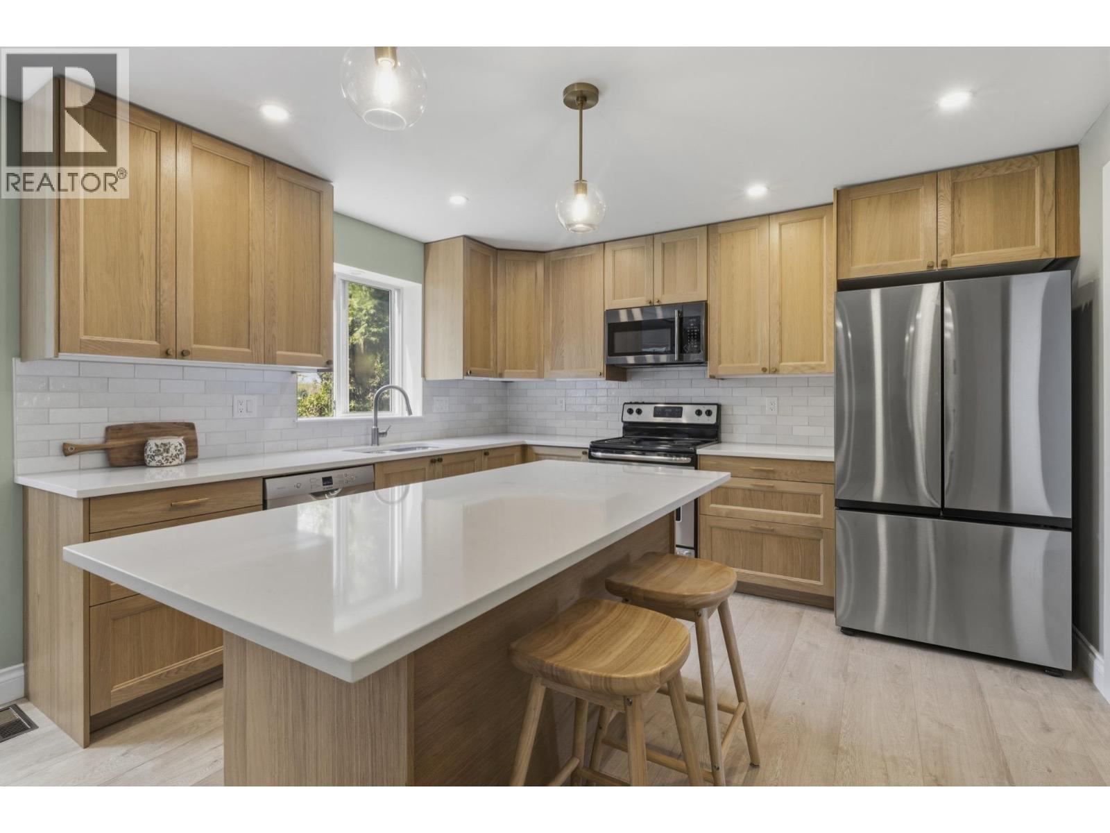 23623 Tamarack Lane, Maple Ridge, British Columbia  V2W 1B3 - Photo 10 - R3114592