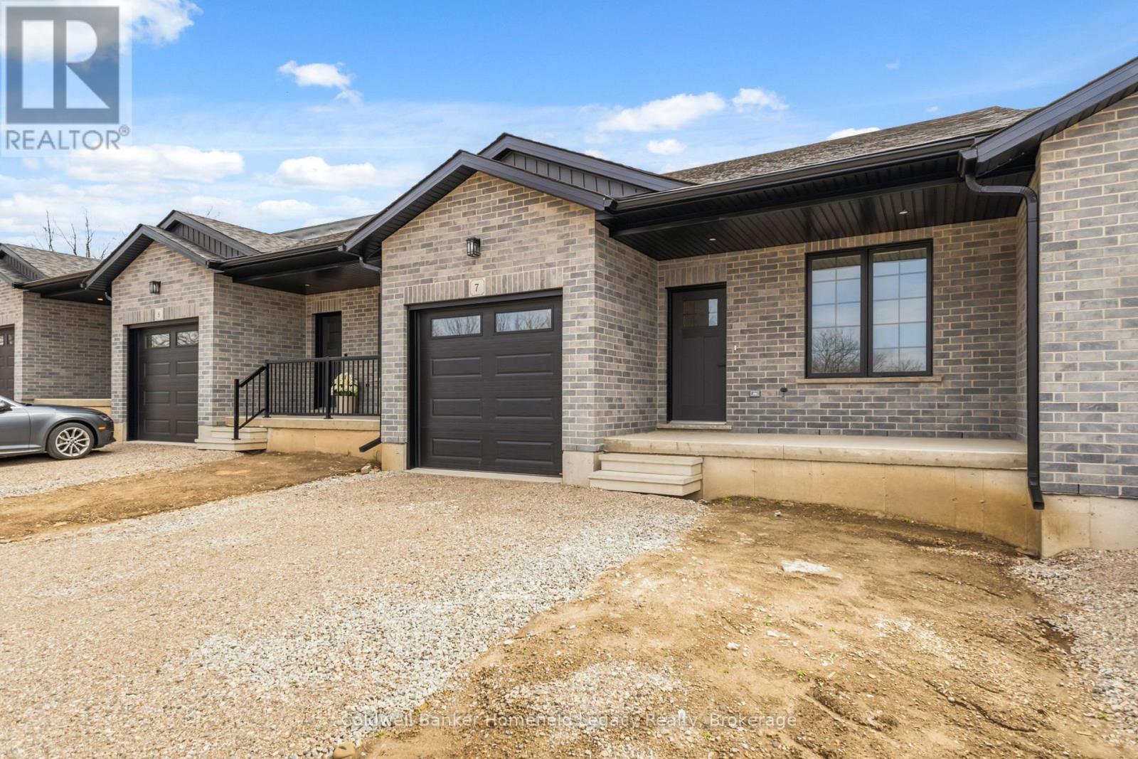 7 - 165 Egan Avenue, St. Marys, Ontario  N4X 0C9 - Photo 3 - X13031322