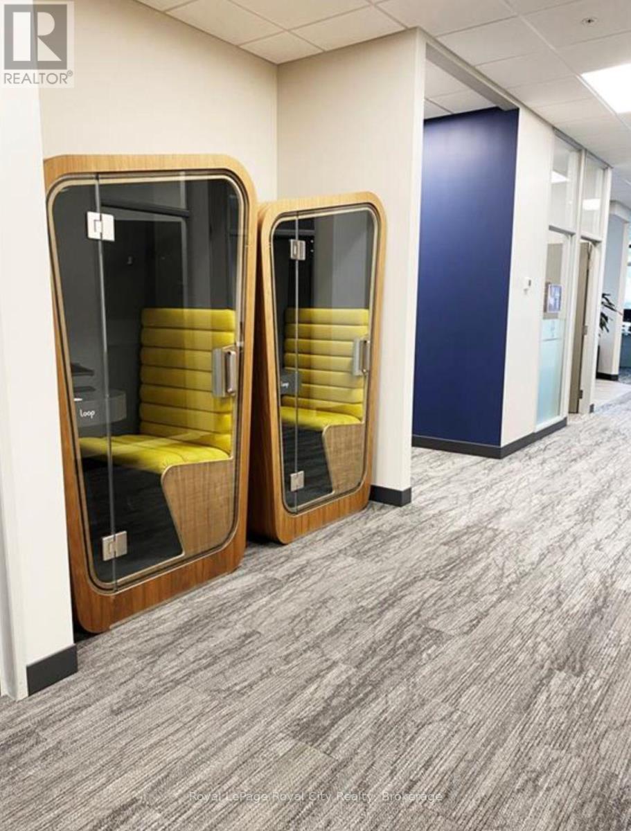 42 Arrow Road, Guelph, Ontario  N1K 1S6 - Photo 9 - X13031386