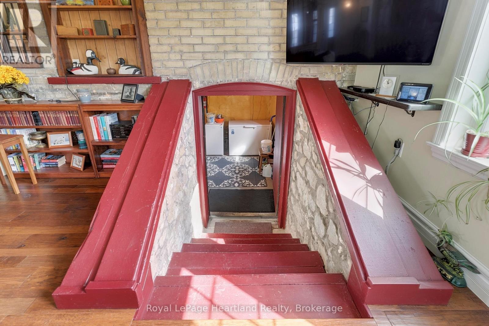 67 Elgin Avenue W, Goderich, Ontario  N7A 2E1 - Photo 41 - X13031420