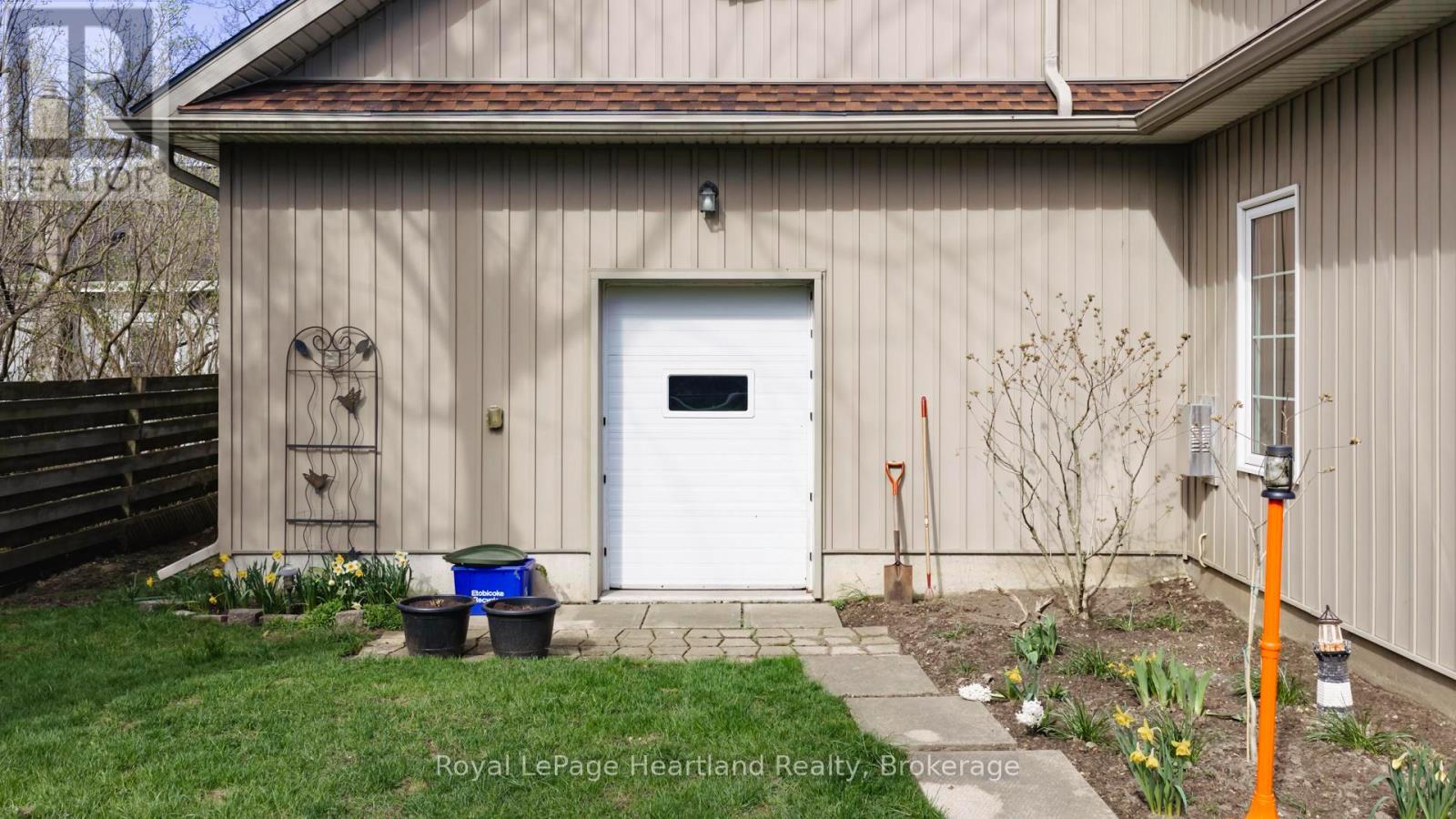 67 Elgin Avenue W, Goderich, Ontario  N7A 2E1 - Photo 49 - X13031420