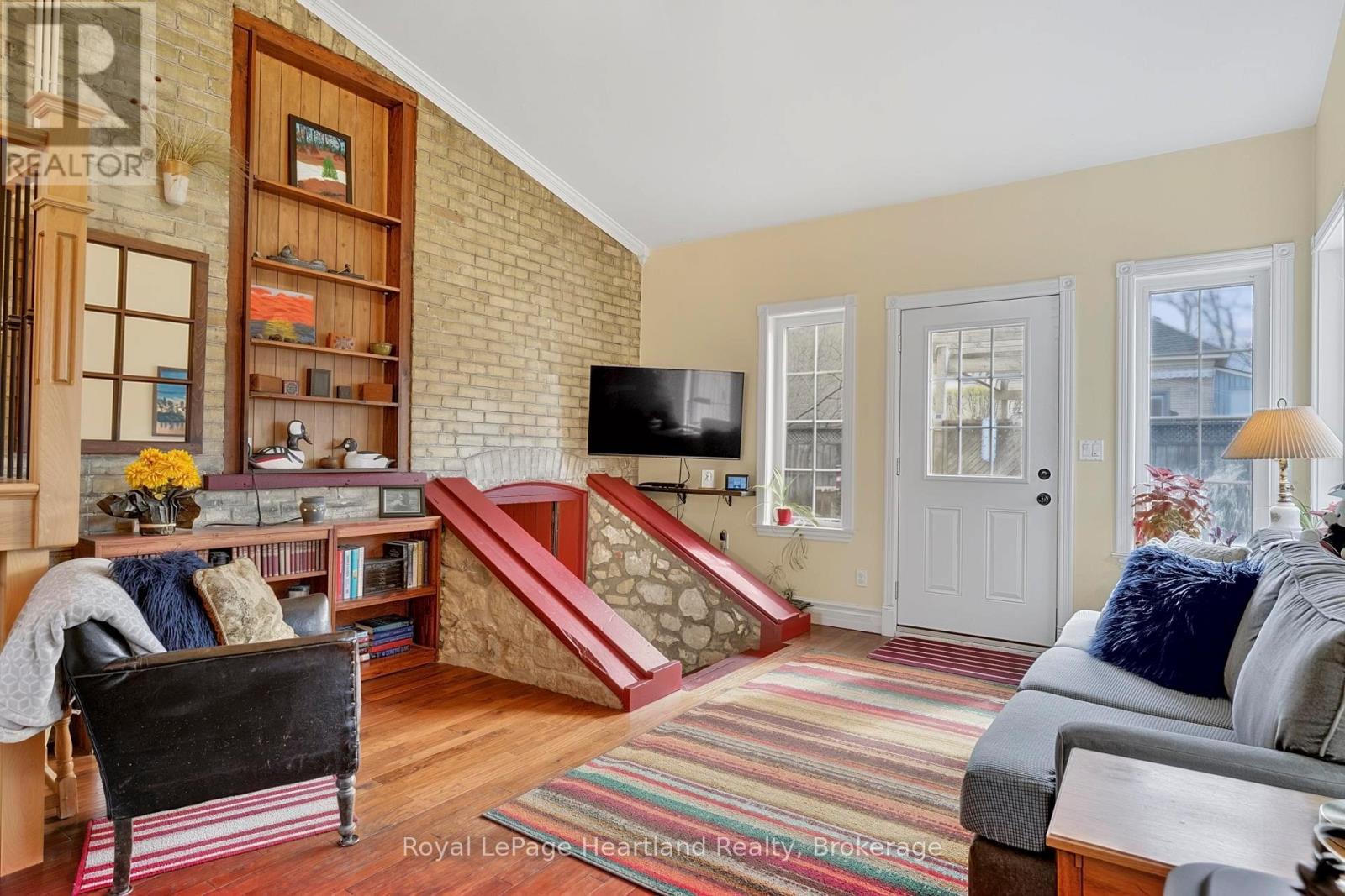 67 Elgin Avenue W, Goderich, Ontario  N7A 2E1 - Photo 9 - X13031420