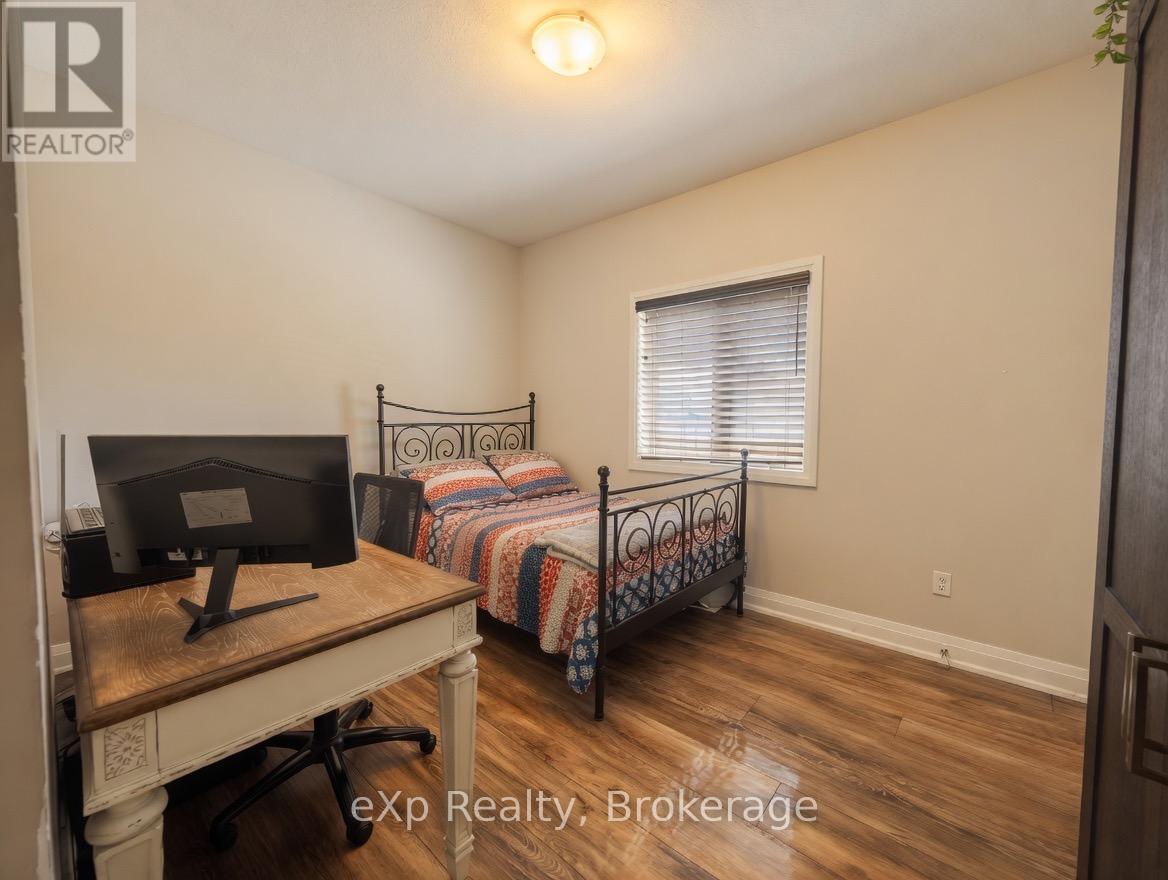 119 Third Street, Brockton, Ontario  N0G 2V0 - Photo 8 - X13031520