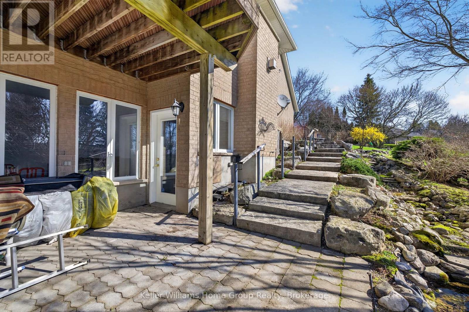 A - 23 Fox Run Drive, Puslinch, Ontario  N1H 6H9 - Photo 3 - X13031558