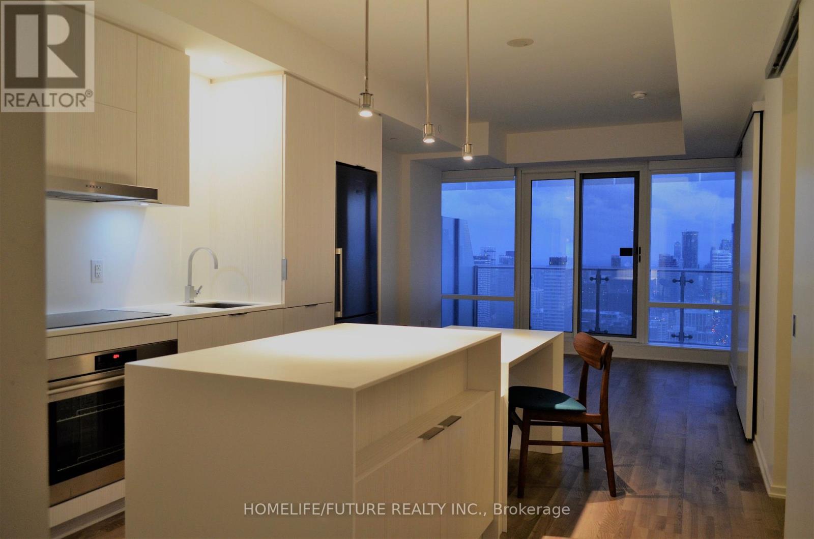 3306 - 1 Bloor Street E, Toronto, Ontario  M4W 0A8 - Photo 3 - C13031314