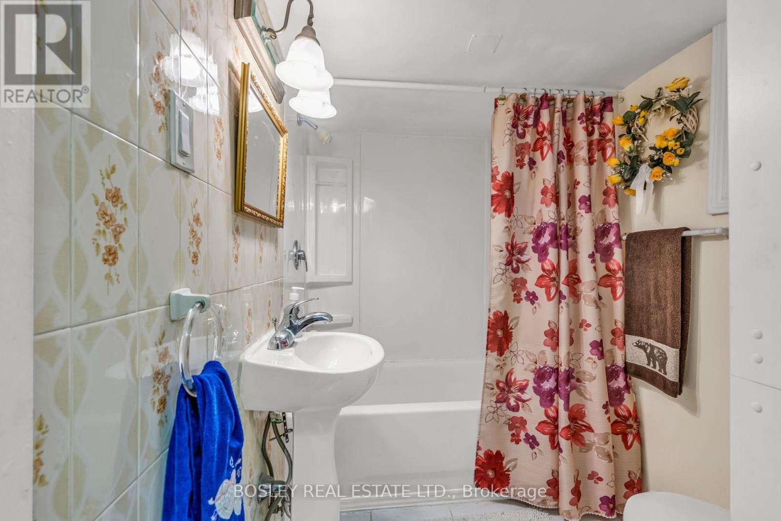 80 Roseneath Gardens, Toronto (Oakwood Village), Ontario  M6C 3X6 - Photo 41 - C13031440