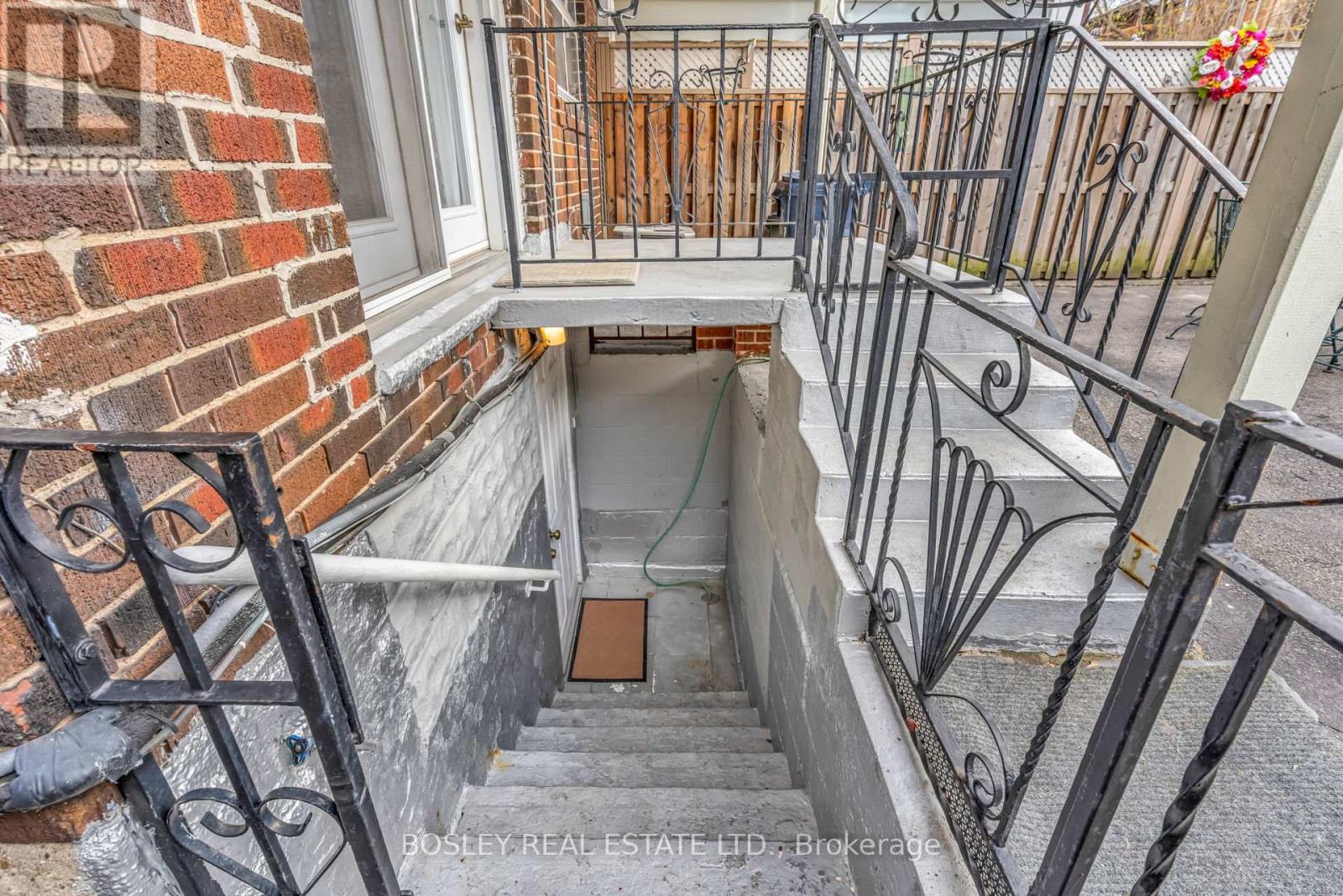 80 Roseneath Gardens, Toronto (Oakwood Village), Ontario  M6C 3X6 - Photo 50 - C13031440