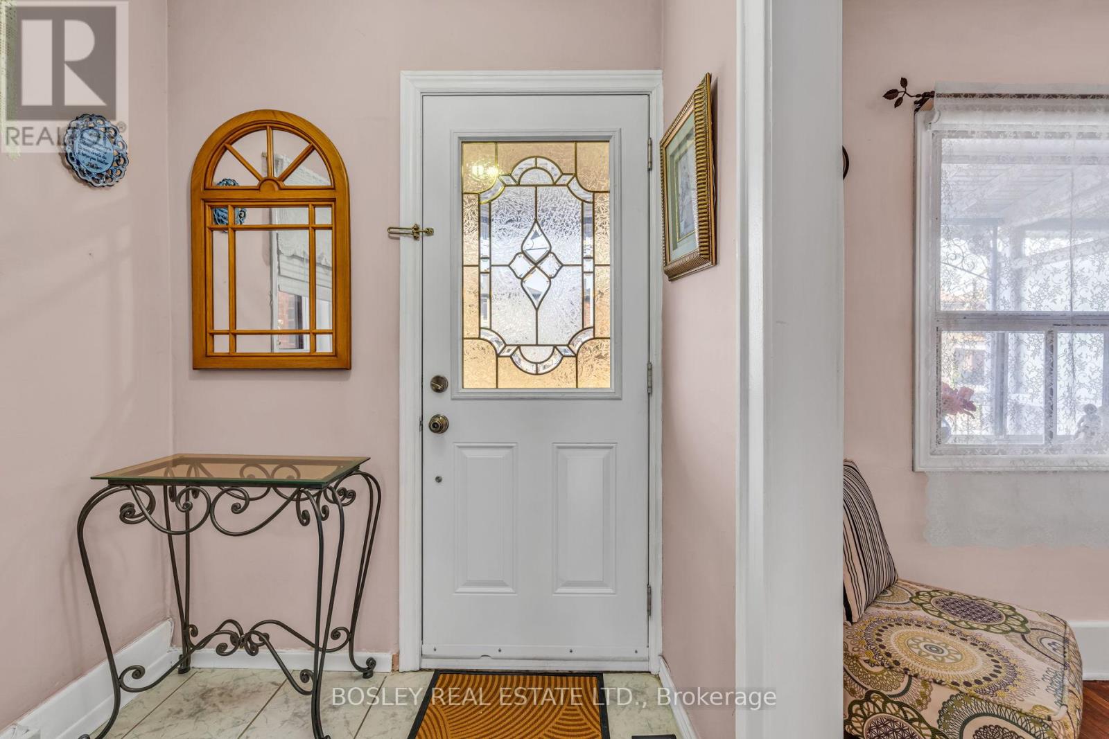 80 Roseneath Gardens, Toronto (Oakwood Village), Ontario  M6C 3X6 - Photo 9 - C13031440