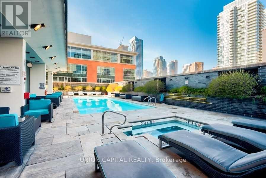 2807 - 33 Charles Street E, Toronto, Ontario  M4Y 0A2 - Photo 17 - C13031444