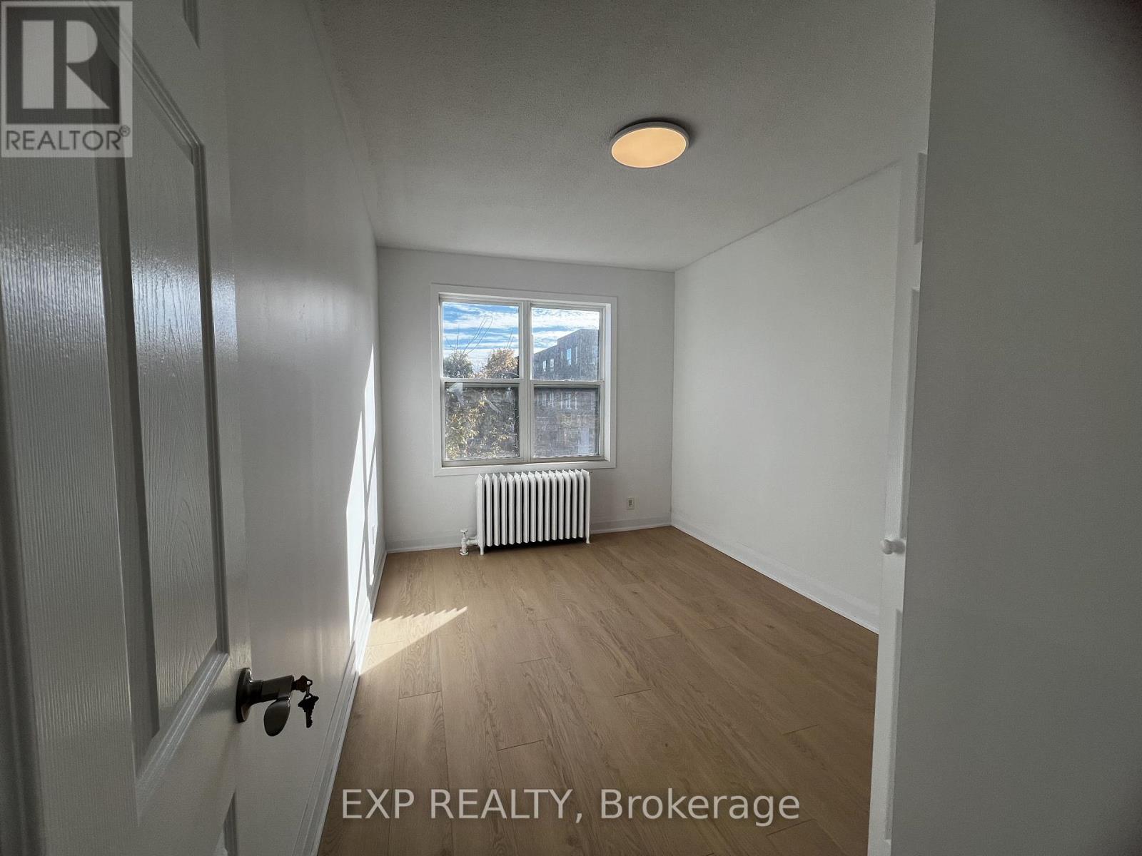 101 - 804a St Clair Avenue W, Toronto, Ontario  M6C 1B6 - Photo 5 - C13031468