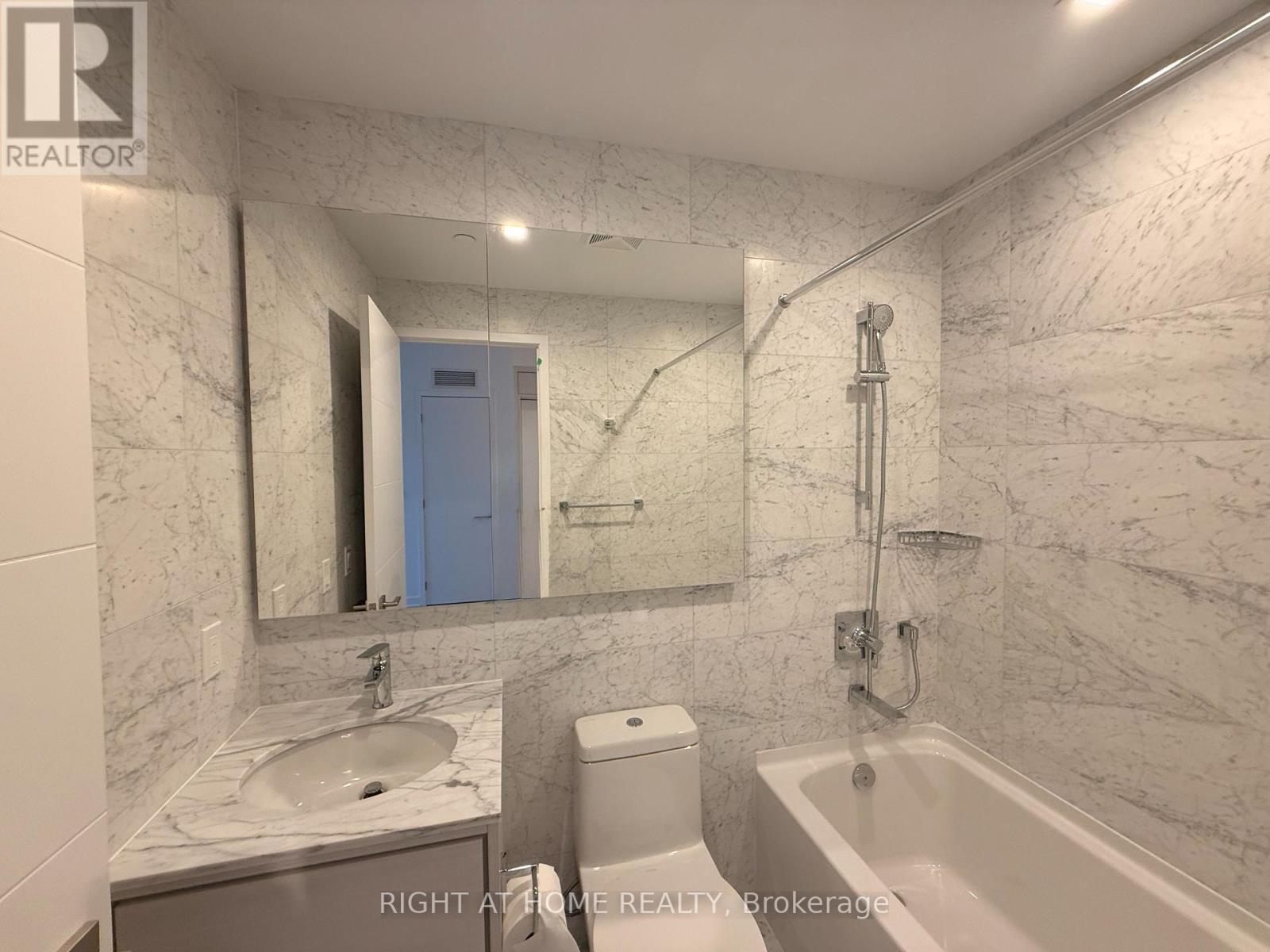 1505 - 29 Green Trail Court, Toronto, Ontario  M2K 0J9 - Photo 11 - C13031534