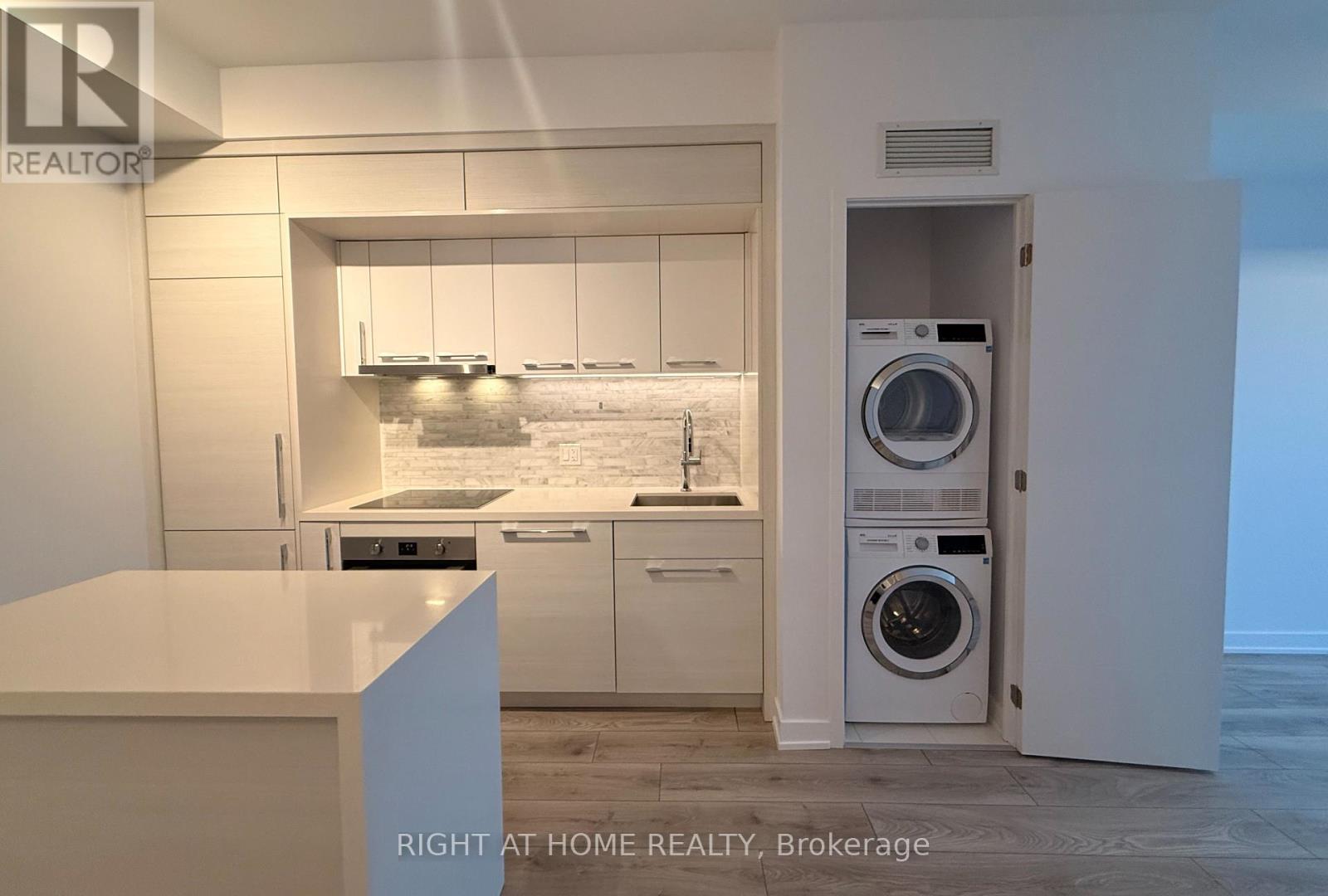 1505 - 29 Green Trail Court, Toronto, Ontario  M2K 0J9 - Photo 6 - C13031534